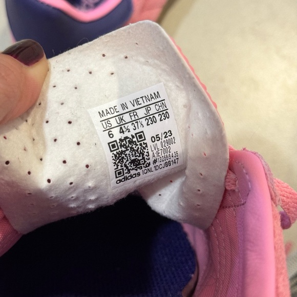 Adidas Pink Gazelle - Picture 3 of 8